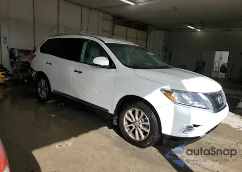 2016 Nissan Pathfinder S z USA, uszkodzony, nr VIN 5N1AR2MN9GC605098